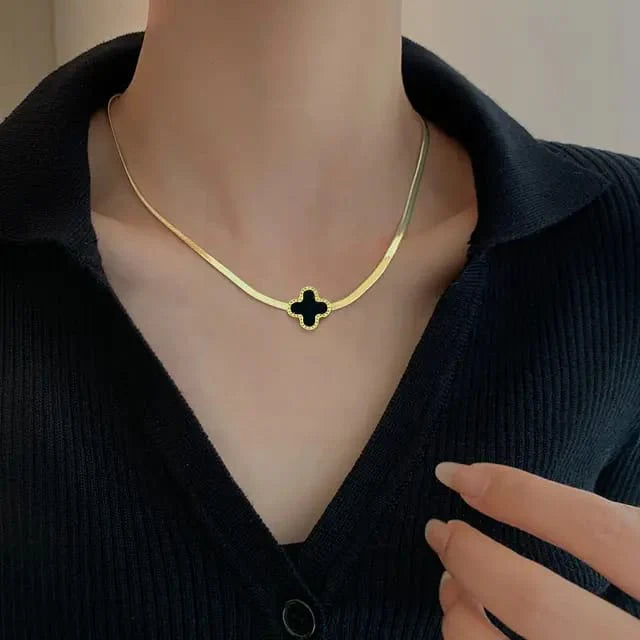 Clover Necklace